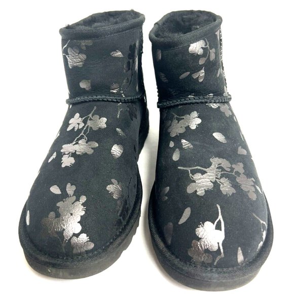 UGG Women's Classic Mini Floral Foil Boot Black, Size 8 M - Picture 3 of 6